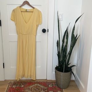 Wayf dress from Nordstrom. Size large. Pale yellow with short sleeves